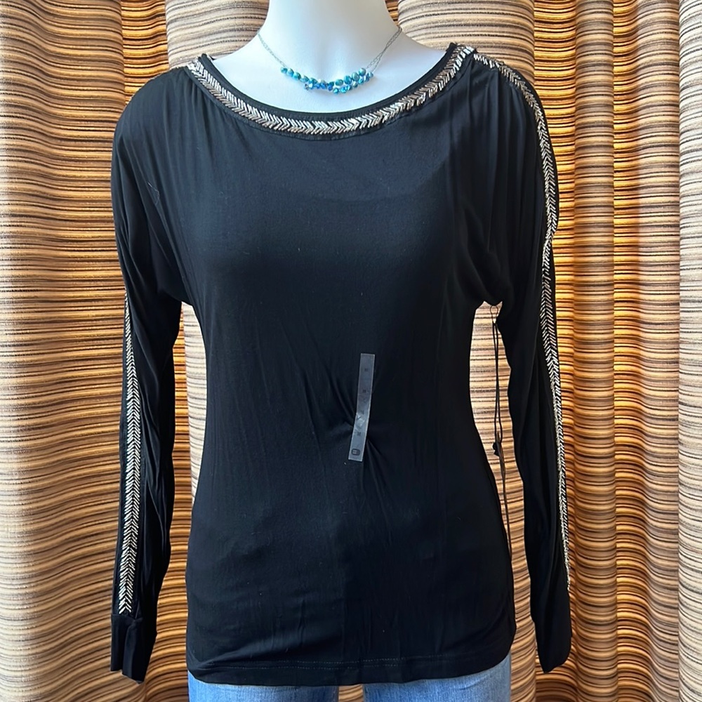 ——SOLD——BKE Boutique Black soft shirt with silver bling detail-size Medium